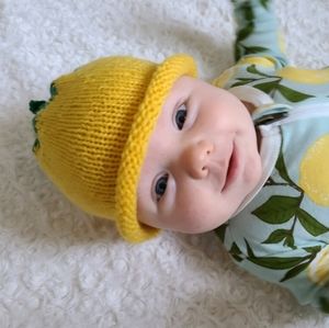 🍋 Hand-knit Baby Lemon Hat